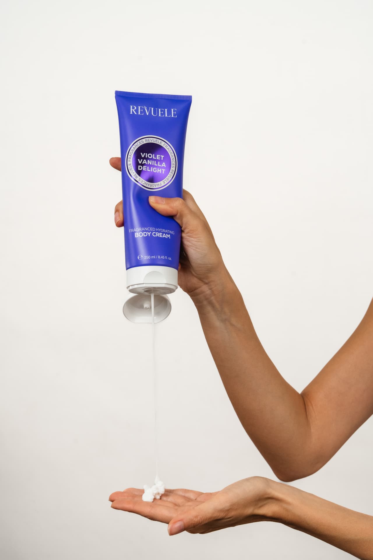 VIOLET VANILLA DELIGHT Fragranced Hydrating Body Cream Violet Vanilla Delight — packshot in use
