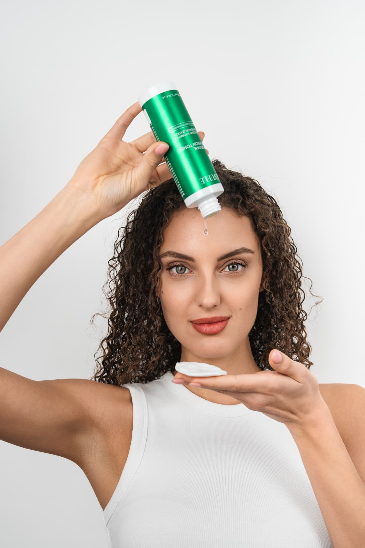 EXOSOME INFUSION Exosome Infusion Toner — packshot in use