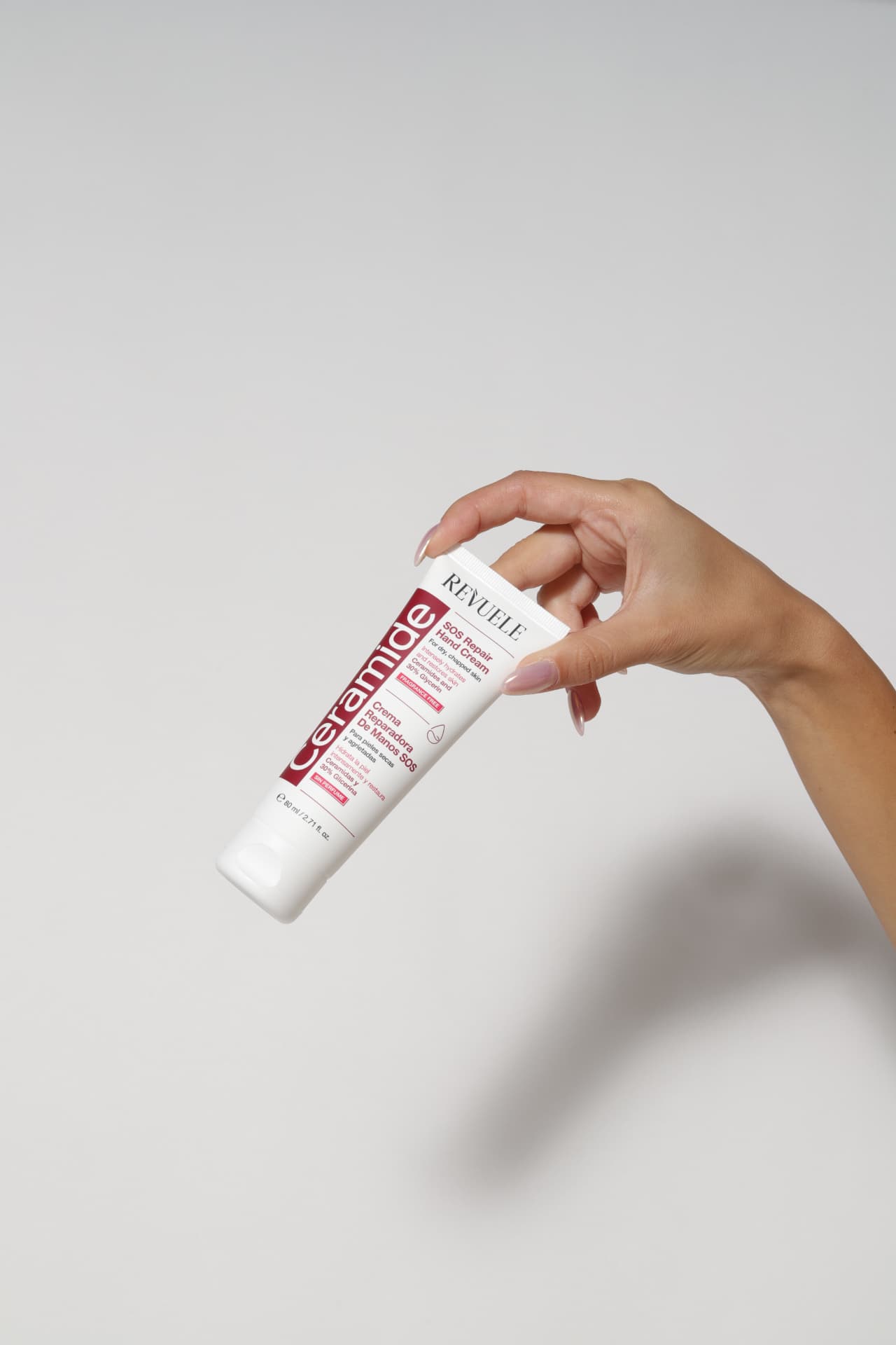 HAND CREAMS Ceramide Sos Repair Hand Cream — packshot in use