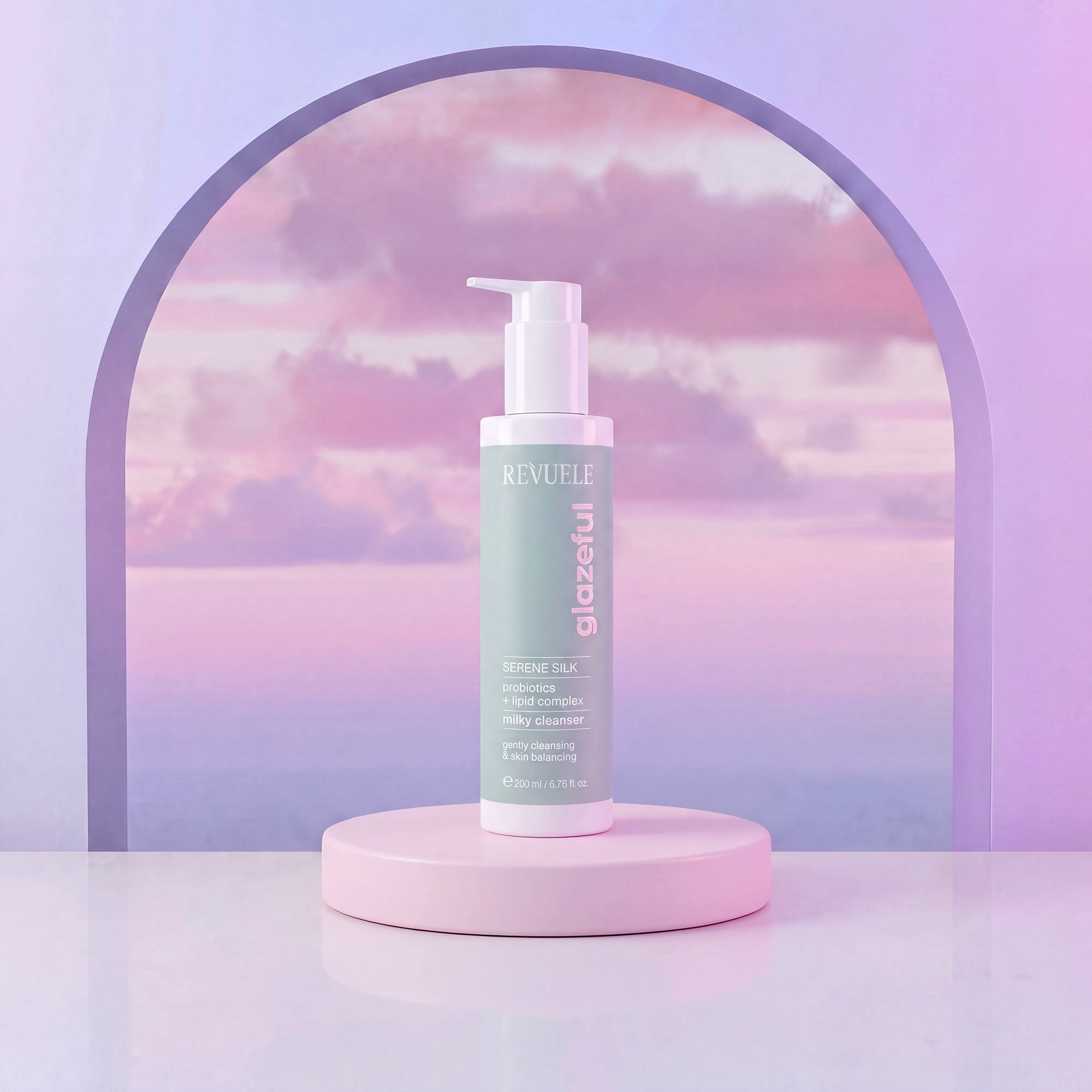 MILKY CLEANSERS GLAZEFUL REVUELE SERENE SILK MILKY CLEANSER — packshot in use