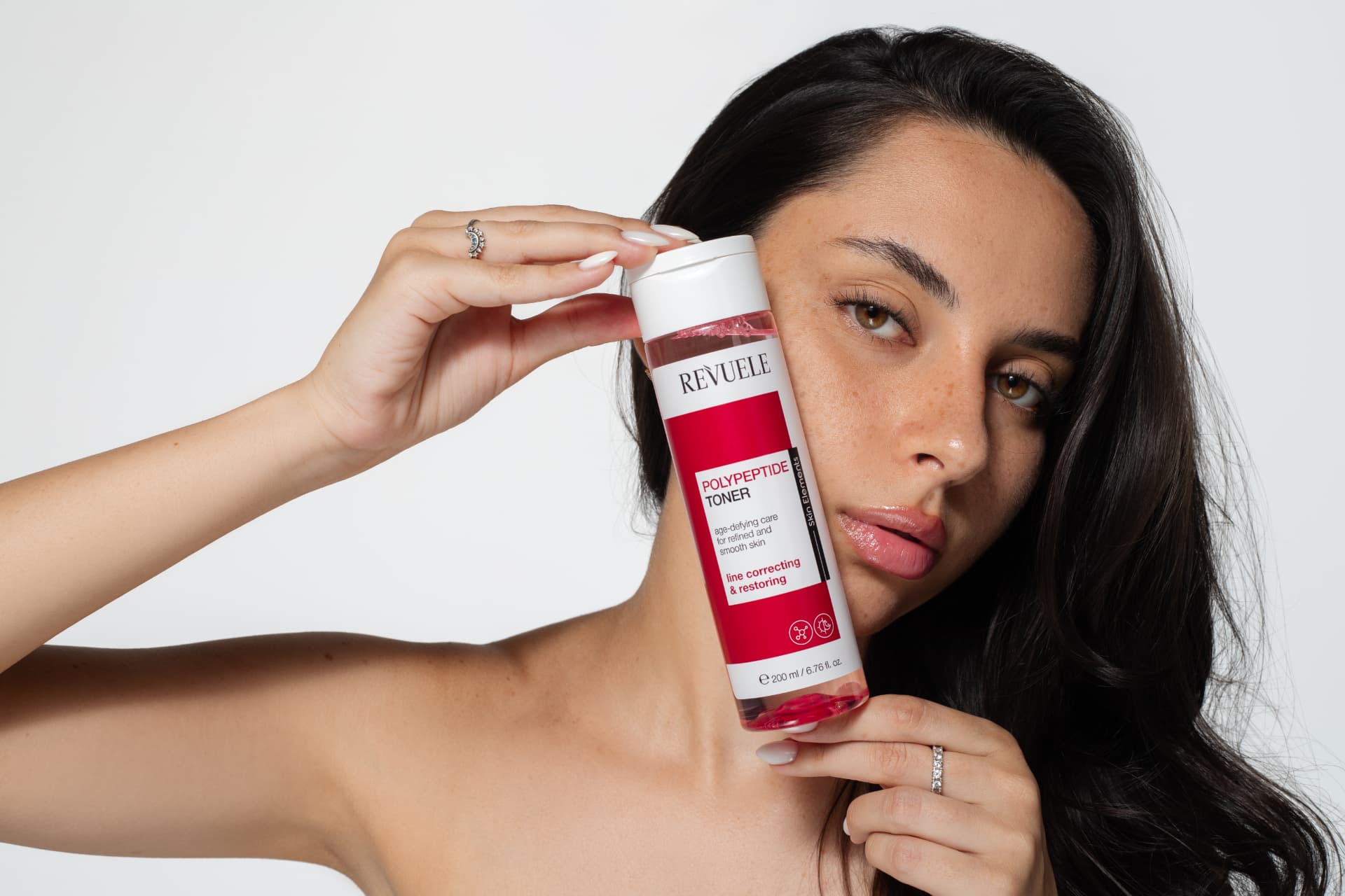 POLYPEPTIDE Toner — packshot in use