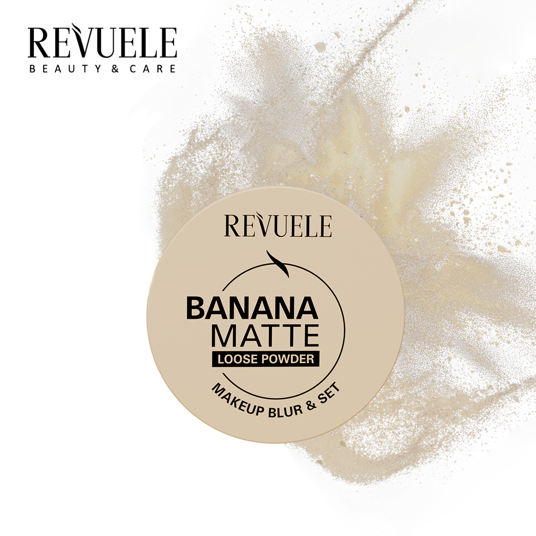 LOOSE POWDER Banana Matte — packshot in use