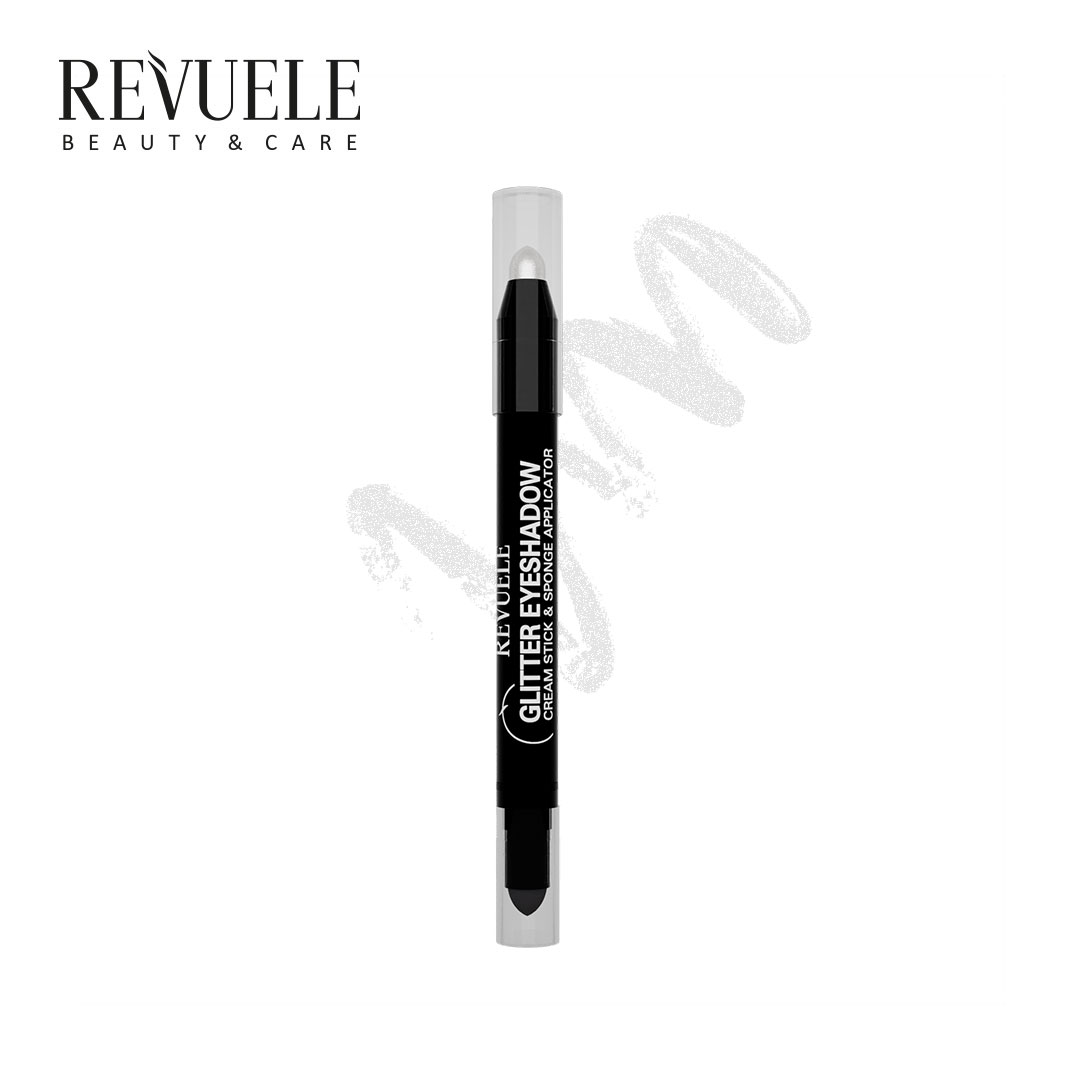 GLITTER EYESHADOW Shade 01 — packshot in use