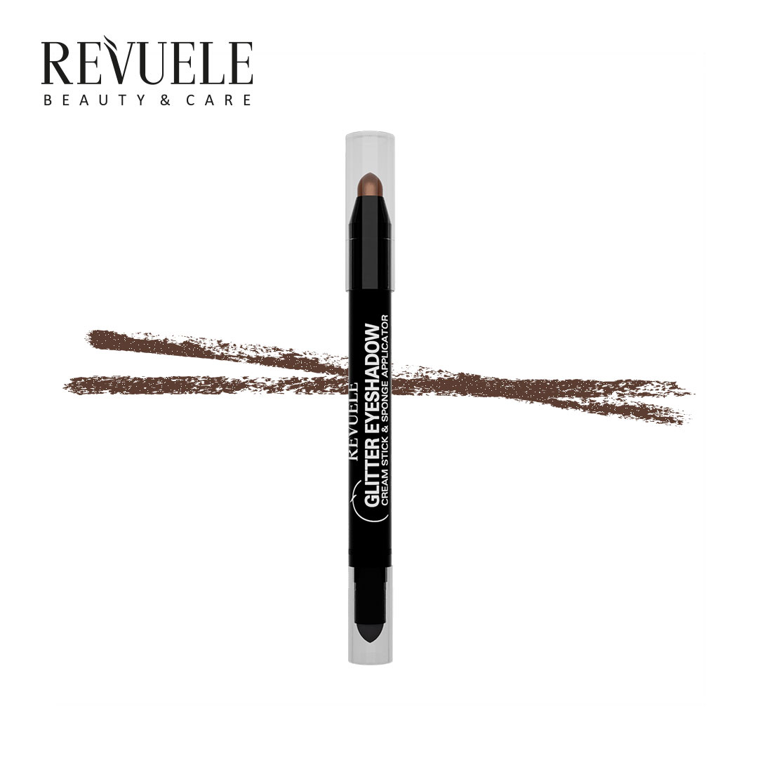 GLITTER EYESHADOW Shade 03 — packshot in use