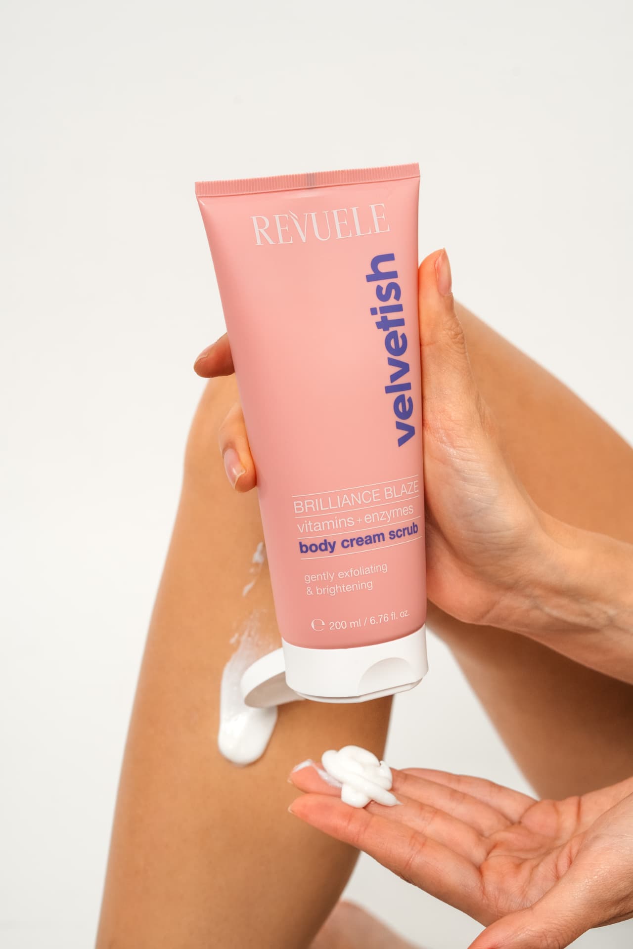 VELVETISH CREAM SCRUBS BRILLIANCE BLAZE Vitamins + Enzymes — packshot in use