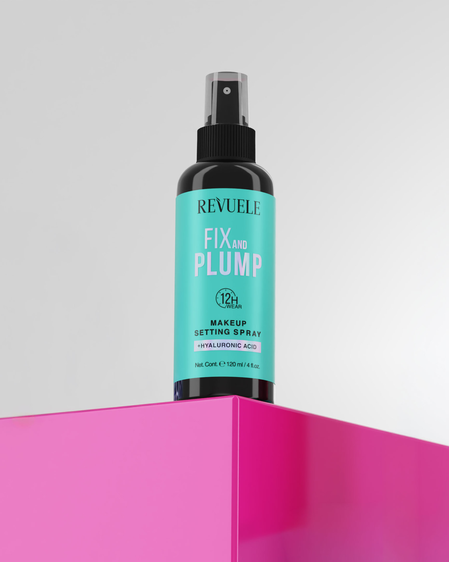 MAKEUP SETTING SPRAYS Fix and Plump Makeup Setting Spray — packshot in use