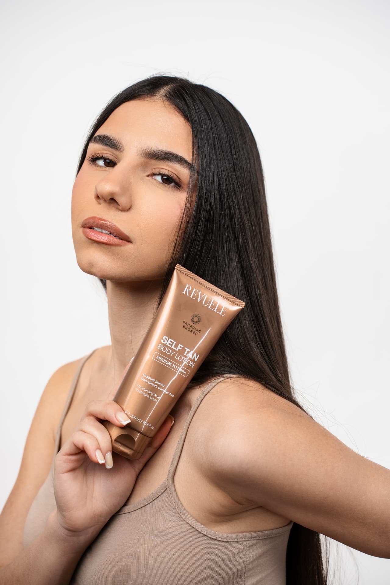 SELF TAN BODY LOTIONS Body Lotion Medium to Dark — packshot