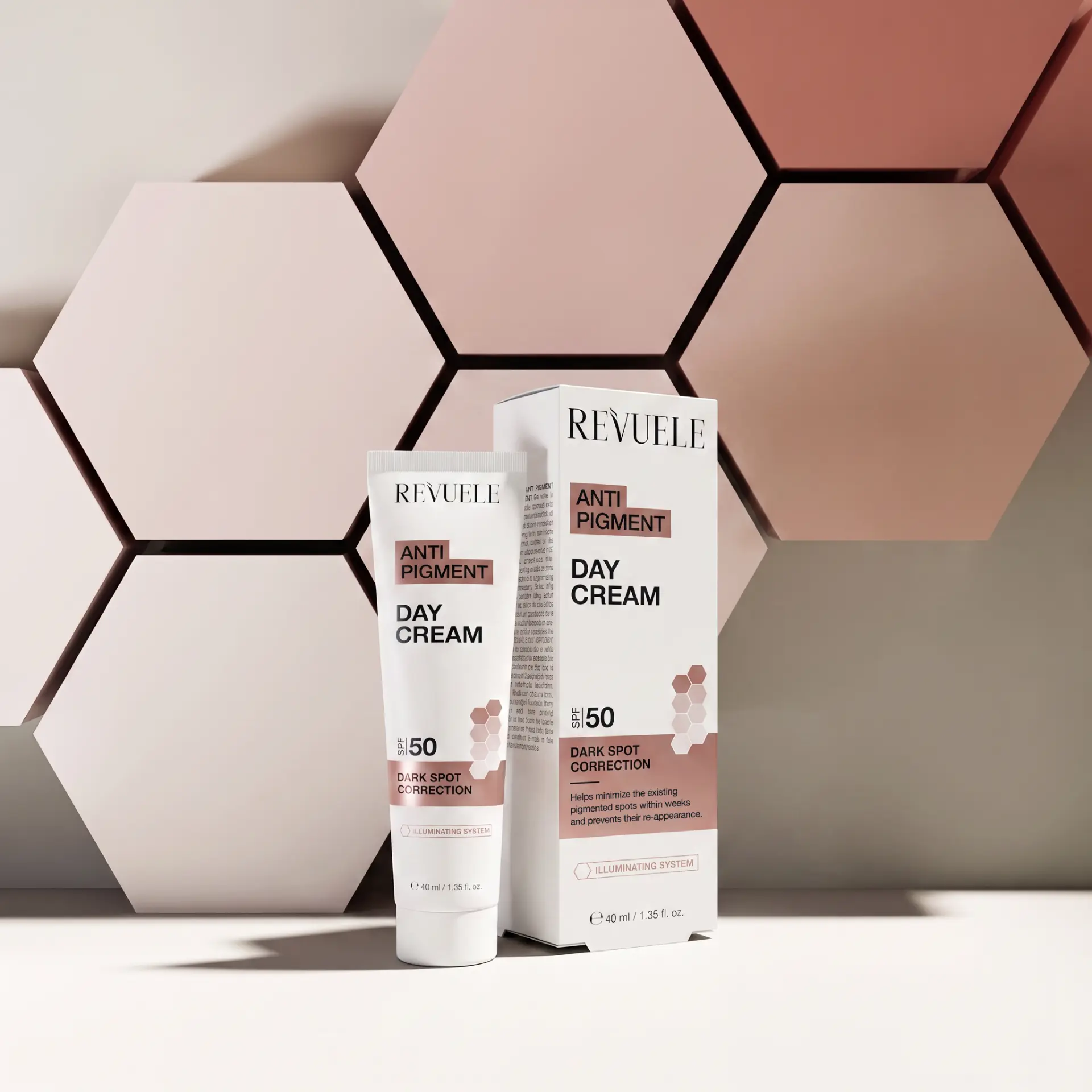 ANTI PIGMENT Day Cream SPF 50 — packshot in use