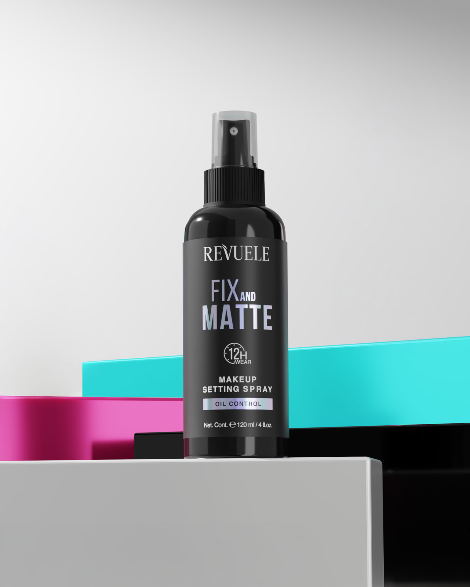 MAKEUP SETTING SPRAYS Fix and Matte Makeup Setting Spray — packshot in use