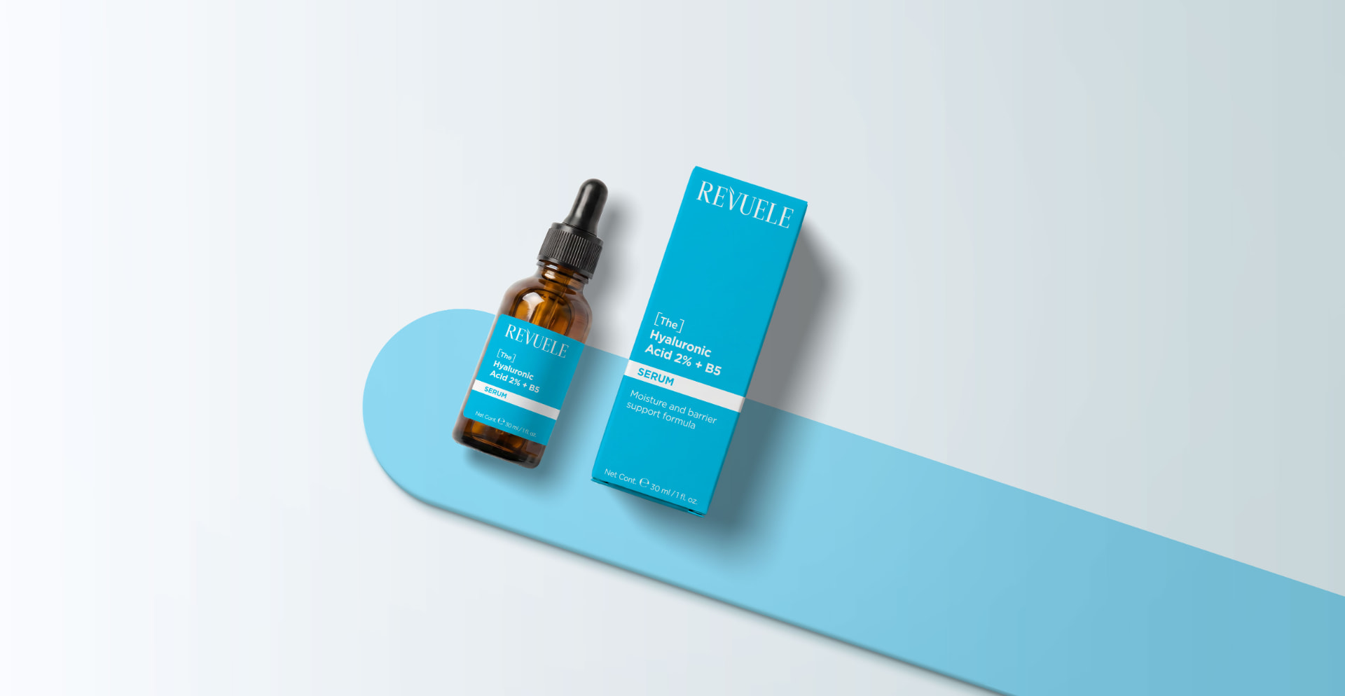 [THE] SERUMS The Hyaluronic Acid 2% + B5 Serum — packshot in use
