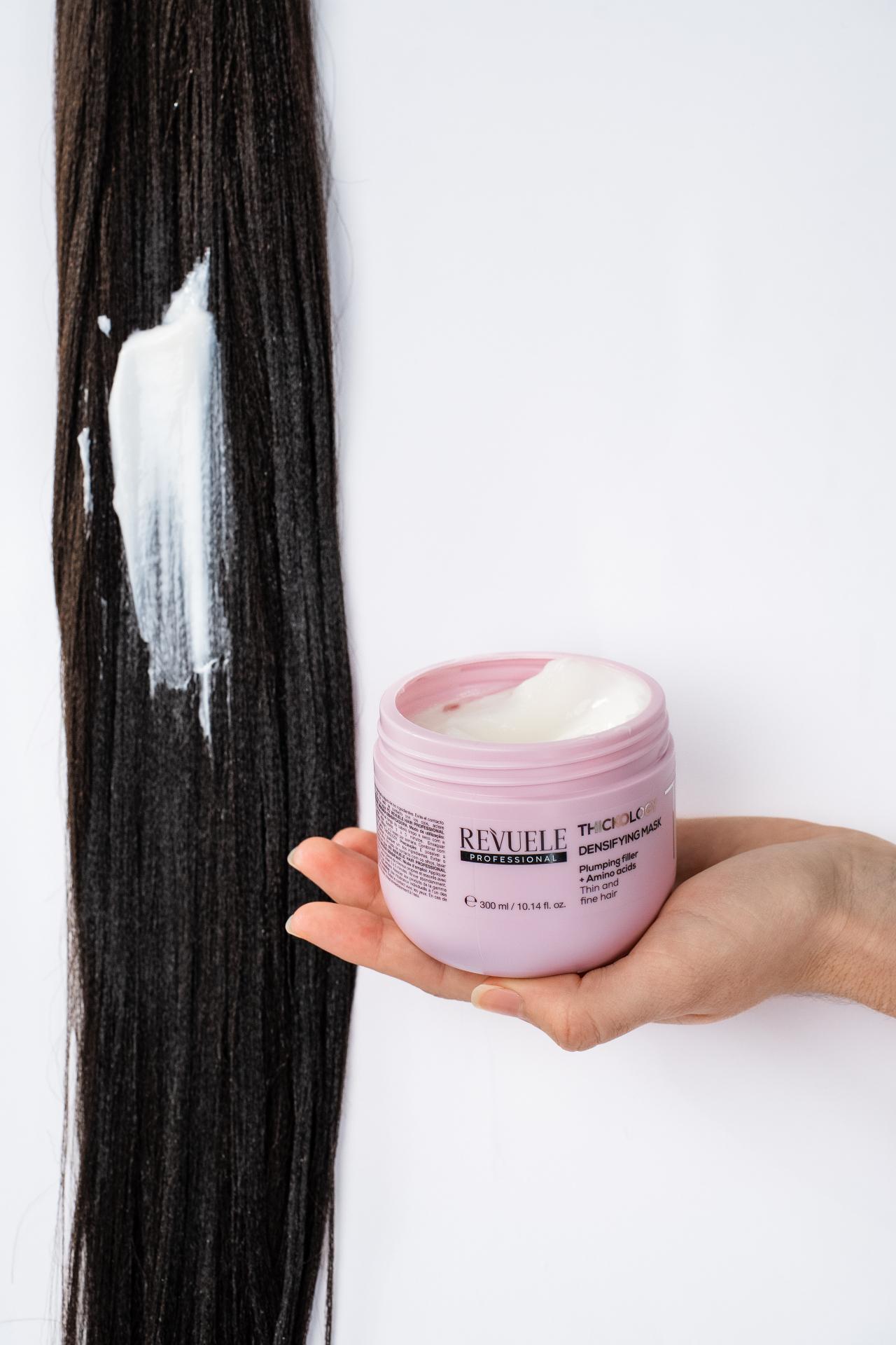 PROFESSIONAL THICKOLOGY Densifying Mask — packshot in use