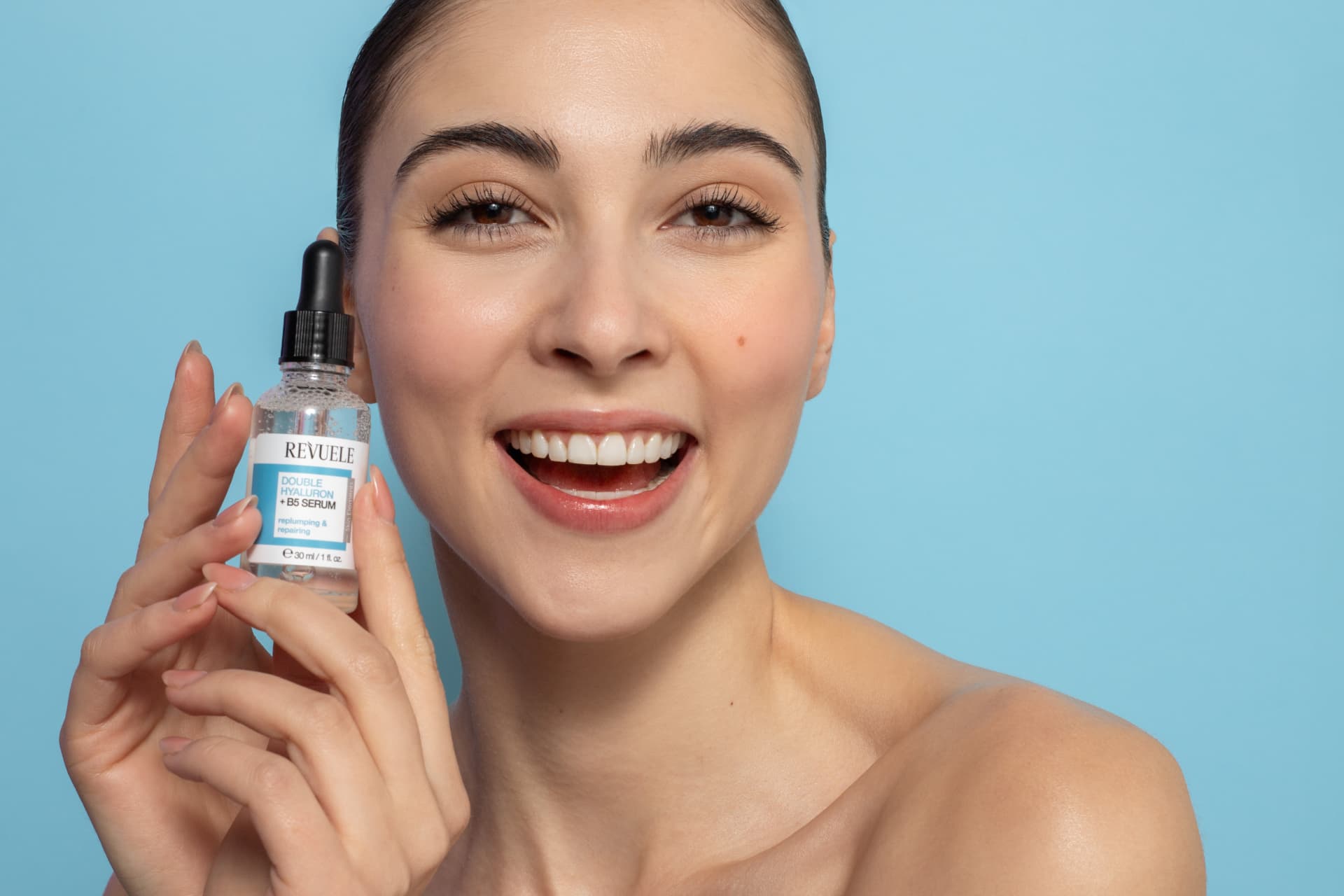 DOUBLE HYALURON Serum — packshot in use